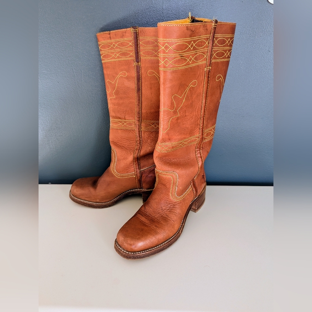 Frye Campus 14L Longhorn Stitching size 8 Saddle